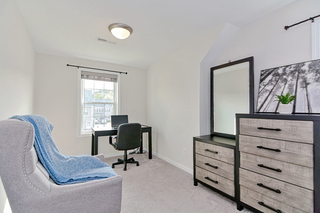 32 Riley Road, Unit 32 Tyngsboro, MA 01879 - Photo 24 of 35