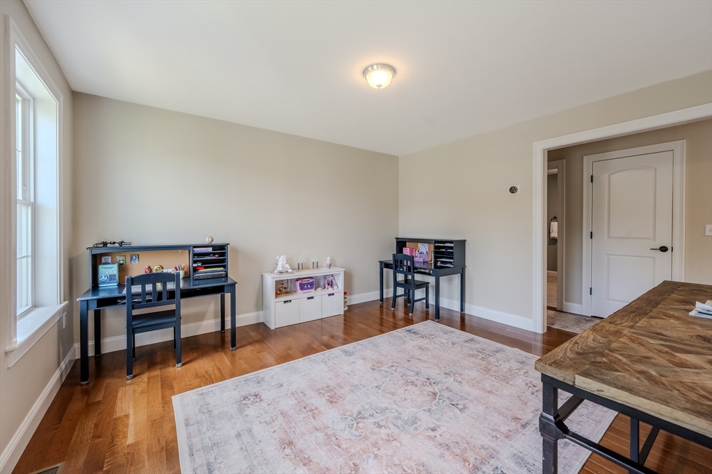 12 Old Pasture Road Dracut, MA 01826 - Photo 14 of 38 Gallery Image 14