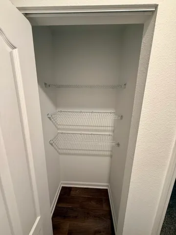 a view of utility room