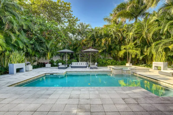 $8,900 | 717 Northeast 1st Court, Delray Beach, FL 33483
