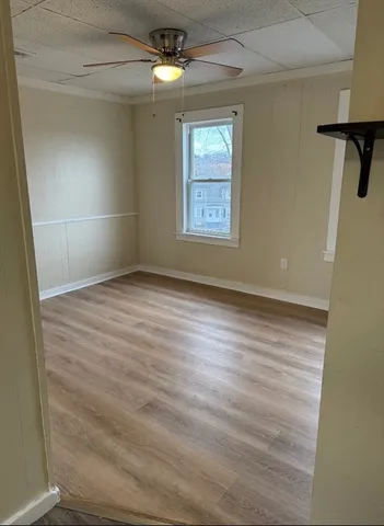 $2,400 | 341 Lakeview Avenue, Unit 6, Lowell, MA 01850