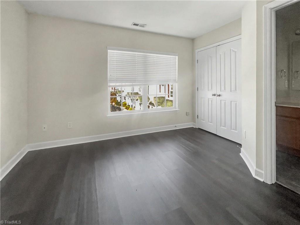 4039 Tarrant Trace Circle High Point, NC 27265 - Photo 13 of 23