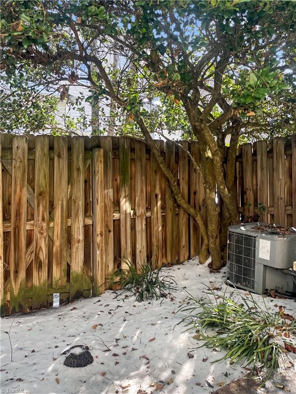 4039 Tarrant Trace Circle High Point, NC 27265 - Photo 19 of 23