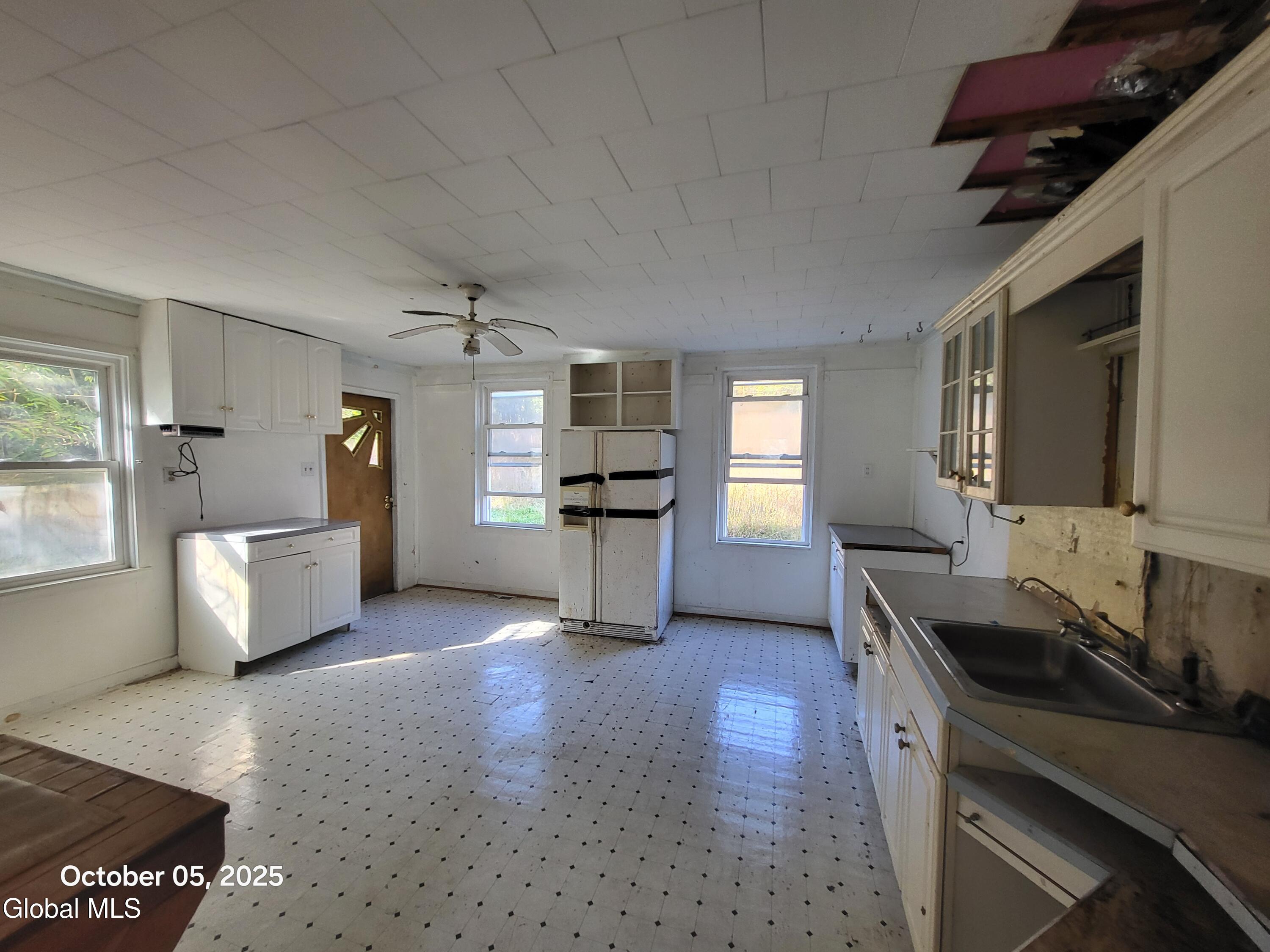 953 Ira Vail Road Leeds, NY 12451 - Photo 3 of 13 20251005_101806