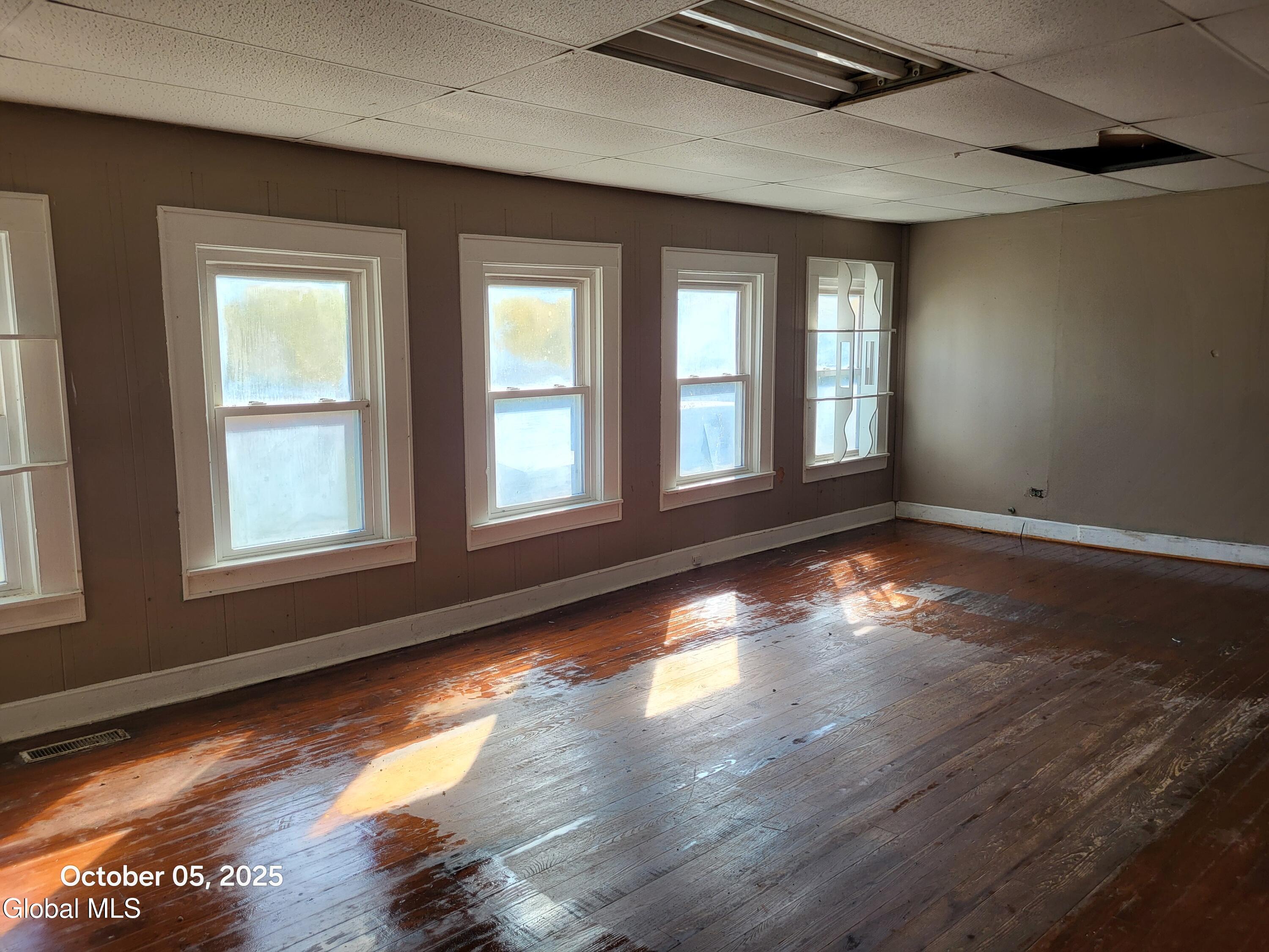 953 Ira Vail Road Leeds, NY 12451 - Photo 5 of 13 20251005_103514