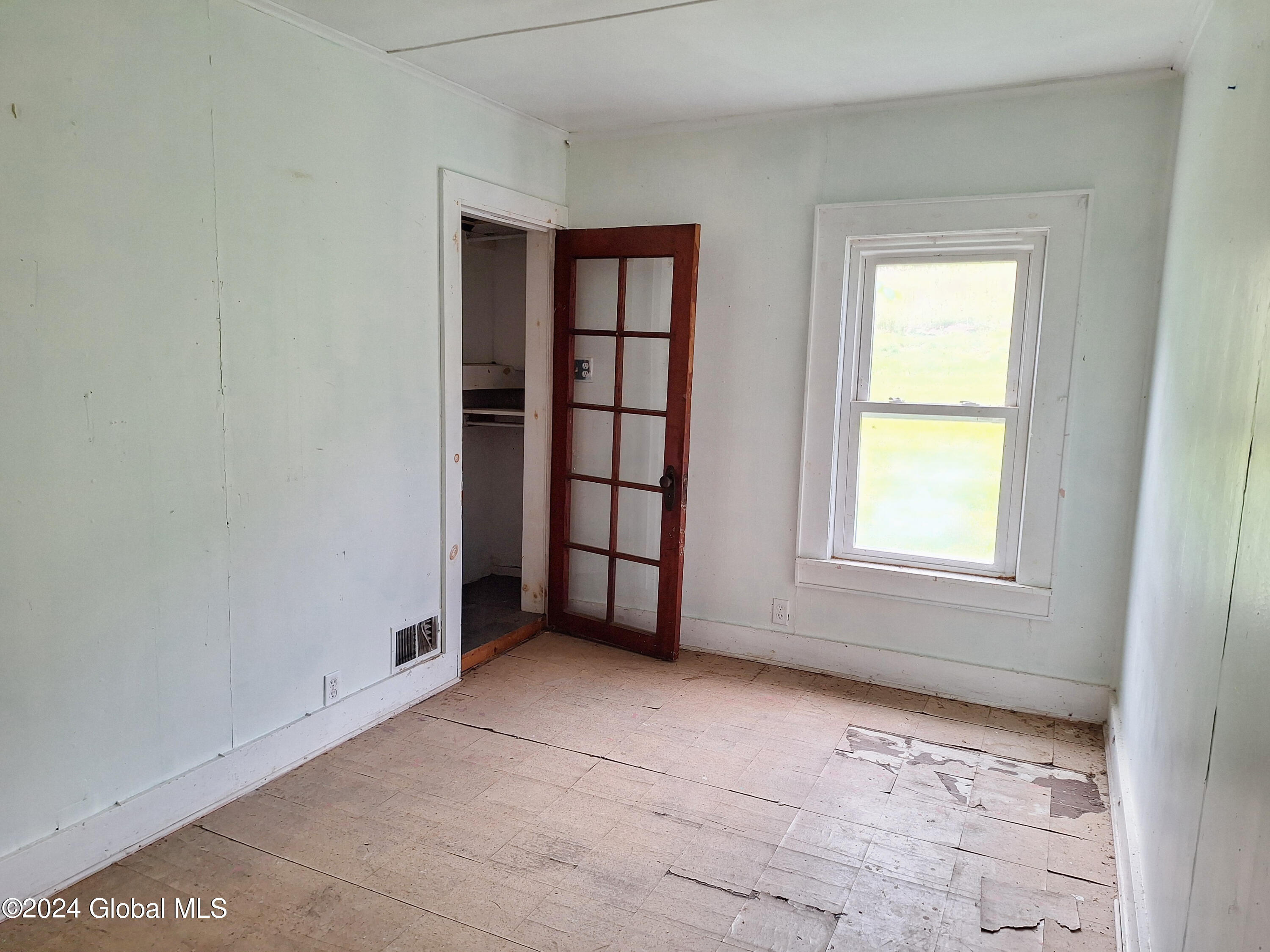 953 Ira Vail Road Leeds, NY 12451 - Photo 6 of 13 20240729_141913