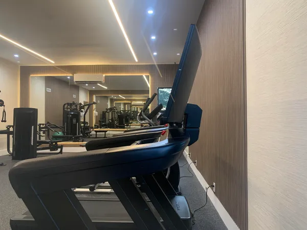 $2,000 | 1256 South Military Trail, Unit 913, Deerfield Beach, FL 33442