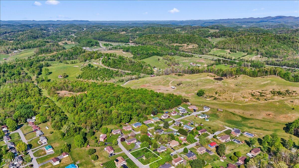 263 Fain Road Blountville, TN 37617 - Photo 49 of 51 47-DJI_20260418100724_0509_D