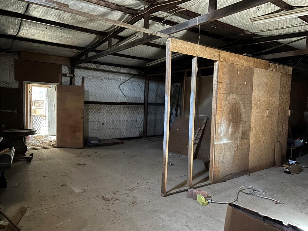 770 Rains County Road 3060 Emory, TX 75440 - Photo 23 of 39 a view of a storage room