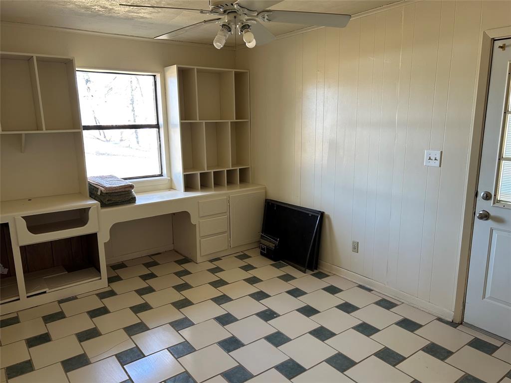 770 Rains County Road 3060 Emory, TX 75440 - Photo 36 of 39 a bathroom with a black white checkered floor with a black white checkered floor