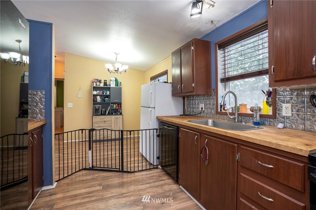 301 East Underline Road Belfair, WA 98528 - Photo 13 of 37 Gallery Image 13