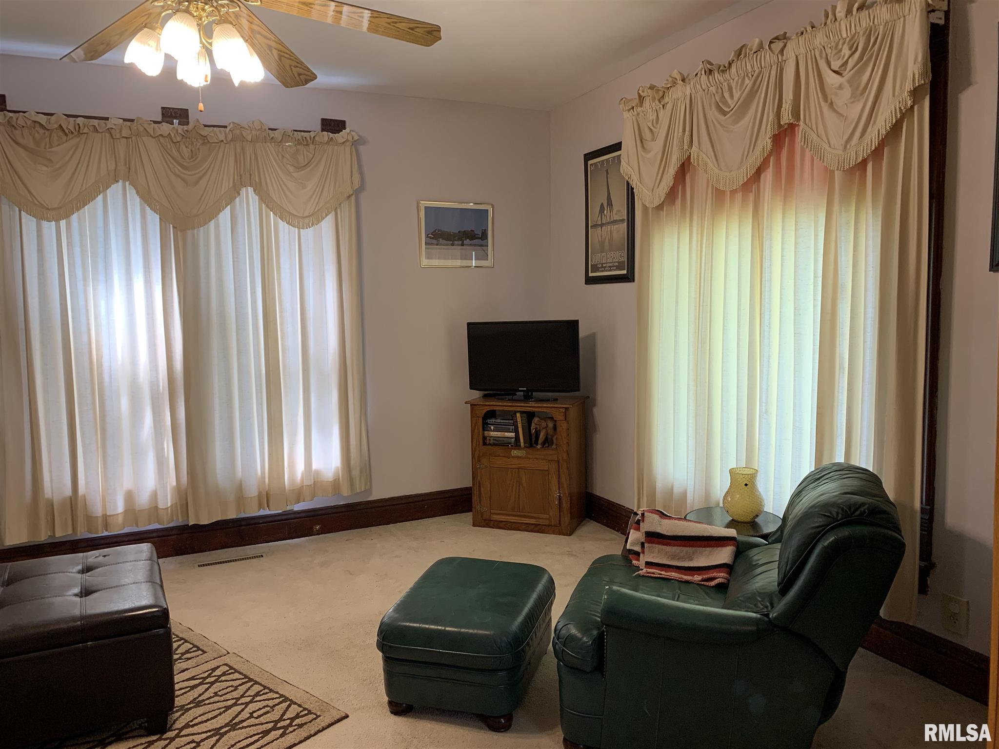 32455 North 7 Hills Road Avon, IL 61415 - Photo 12 of 45
