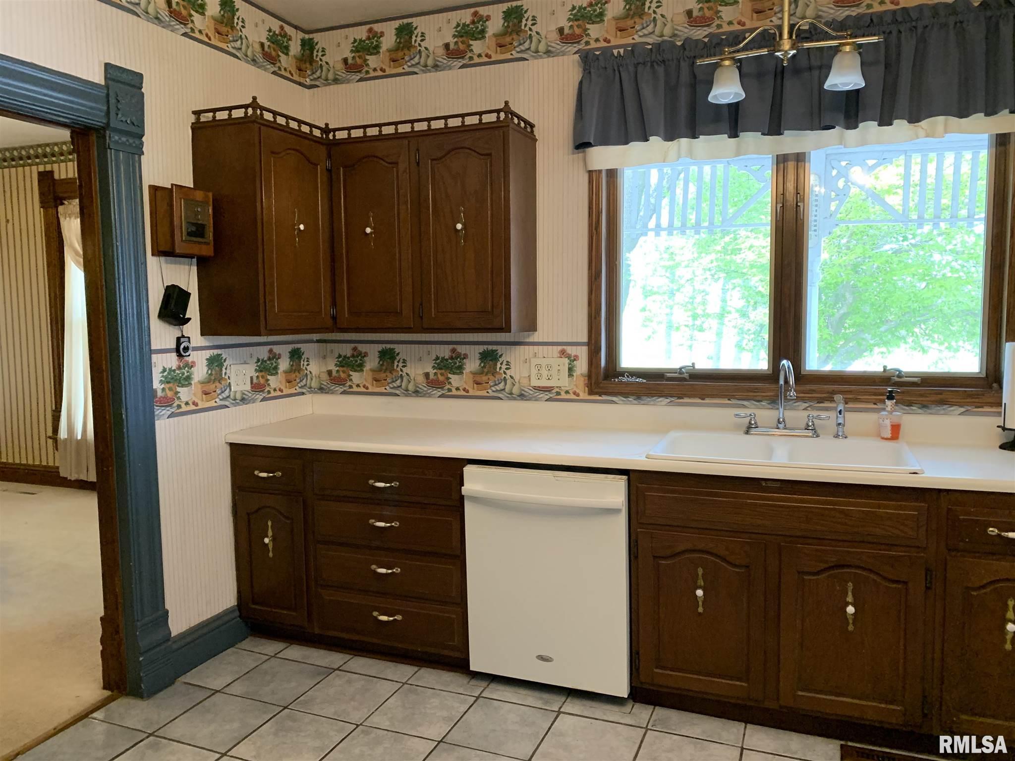 32455 North 7 Hills Road Avon, IL 61415 - Photo 4 of 45