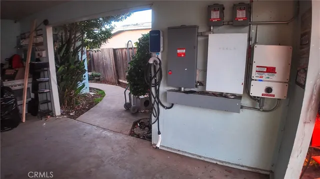a view of a backyard with plants