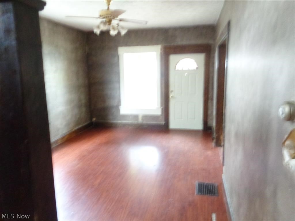 619 Columbus Avenue Northwest Canton, OH 44708 - Photo 4 of 12