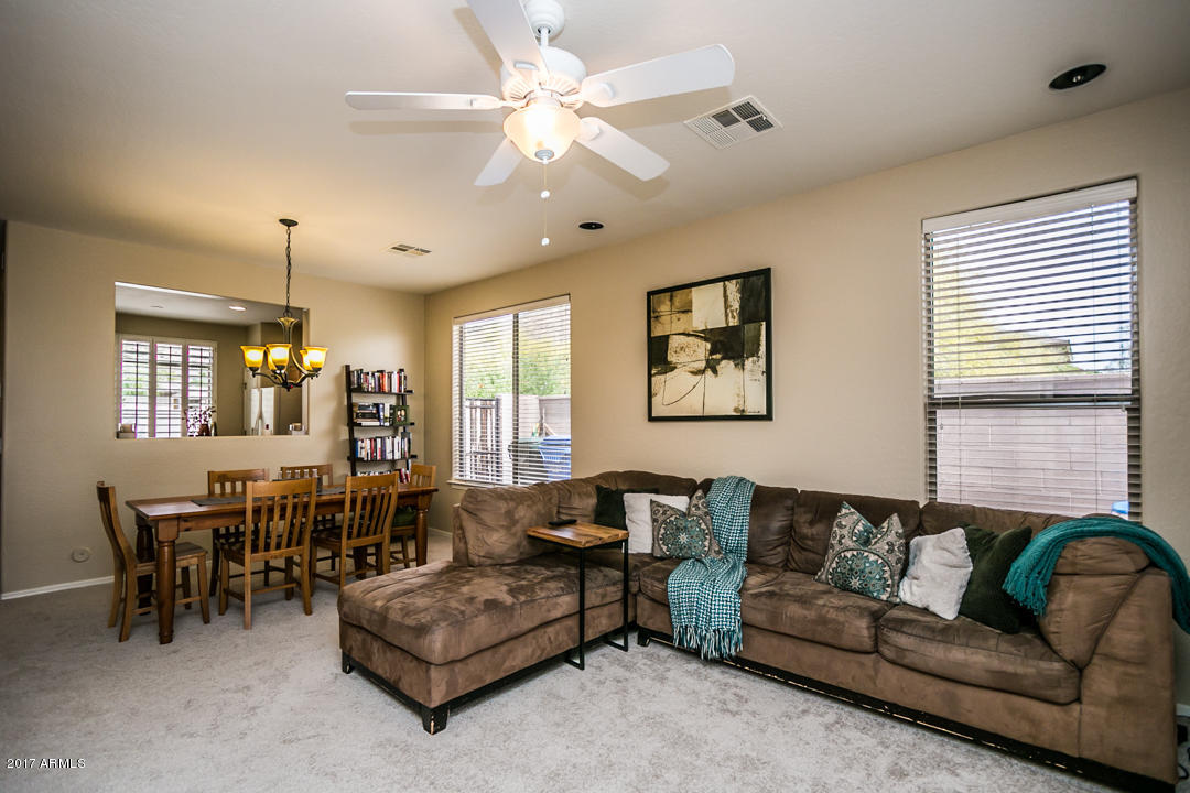 2433 West Florentine Road Phoenix, AZ 85086 - Photo 13 of 35 2433 W Florentine Rd-13