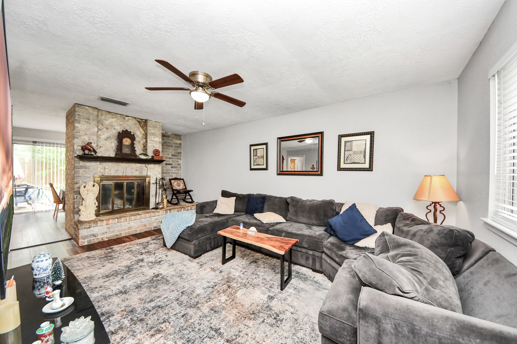 2406 Quiver Lane Houston, TX 77067 - Photo 8 of 41