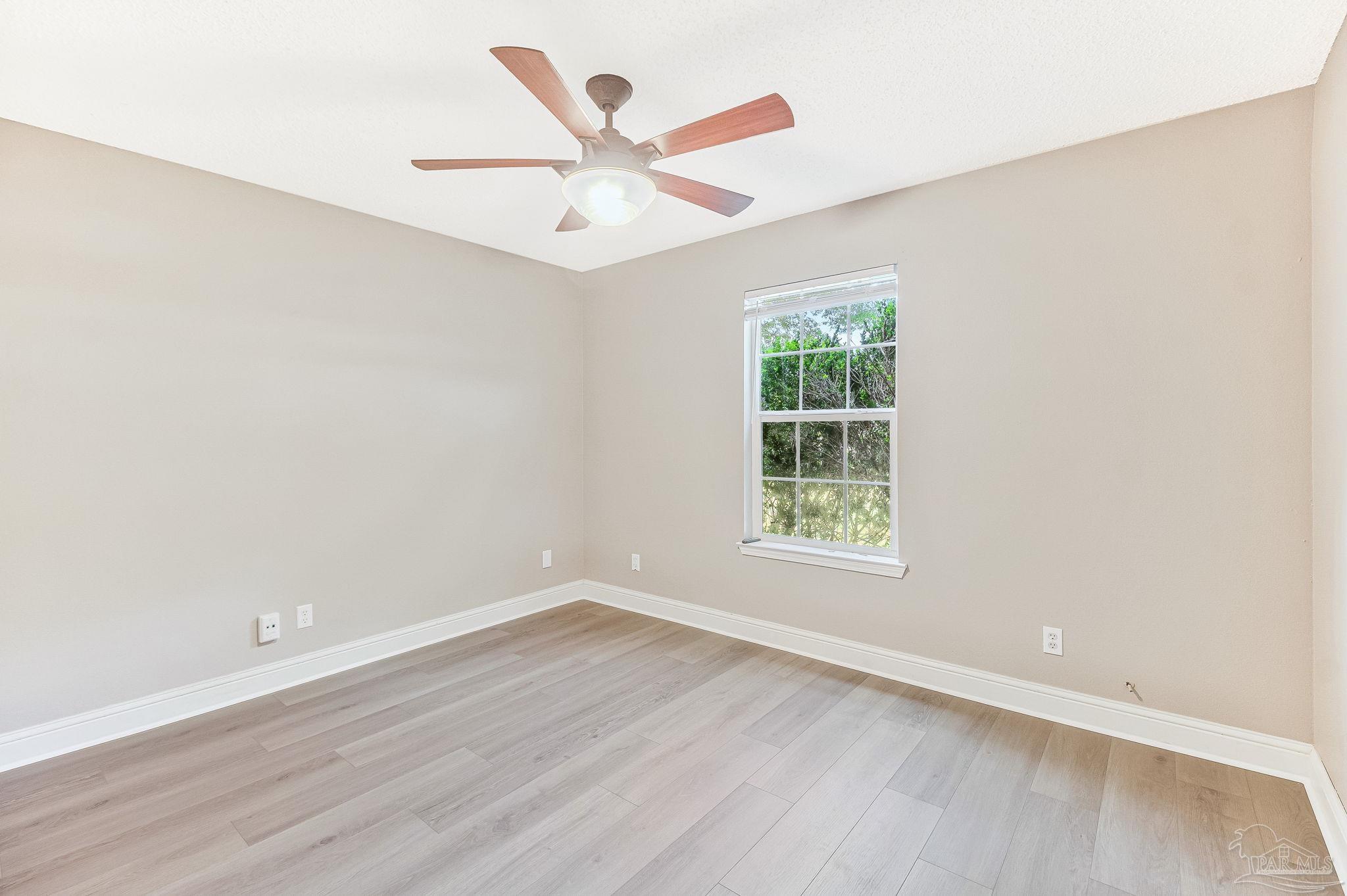 4285 Lindsey Lane Pace, FL 32571 - Photo 11 of 51