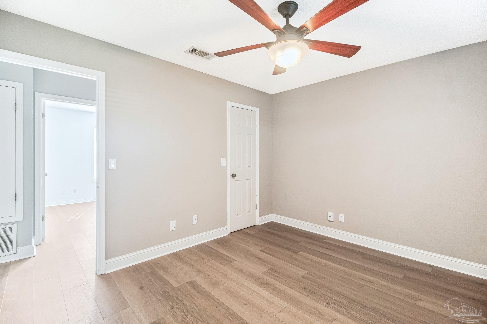 4285 Lindsey Lane Pace, FL 32571 - Photo 13 of 51