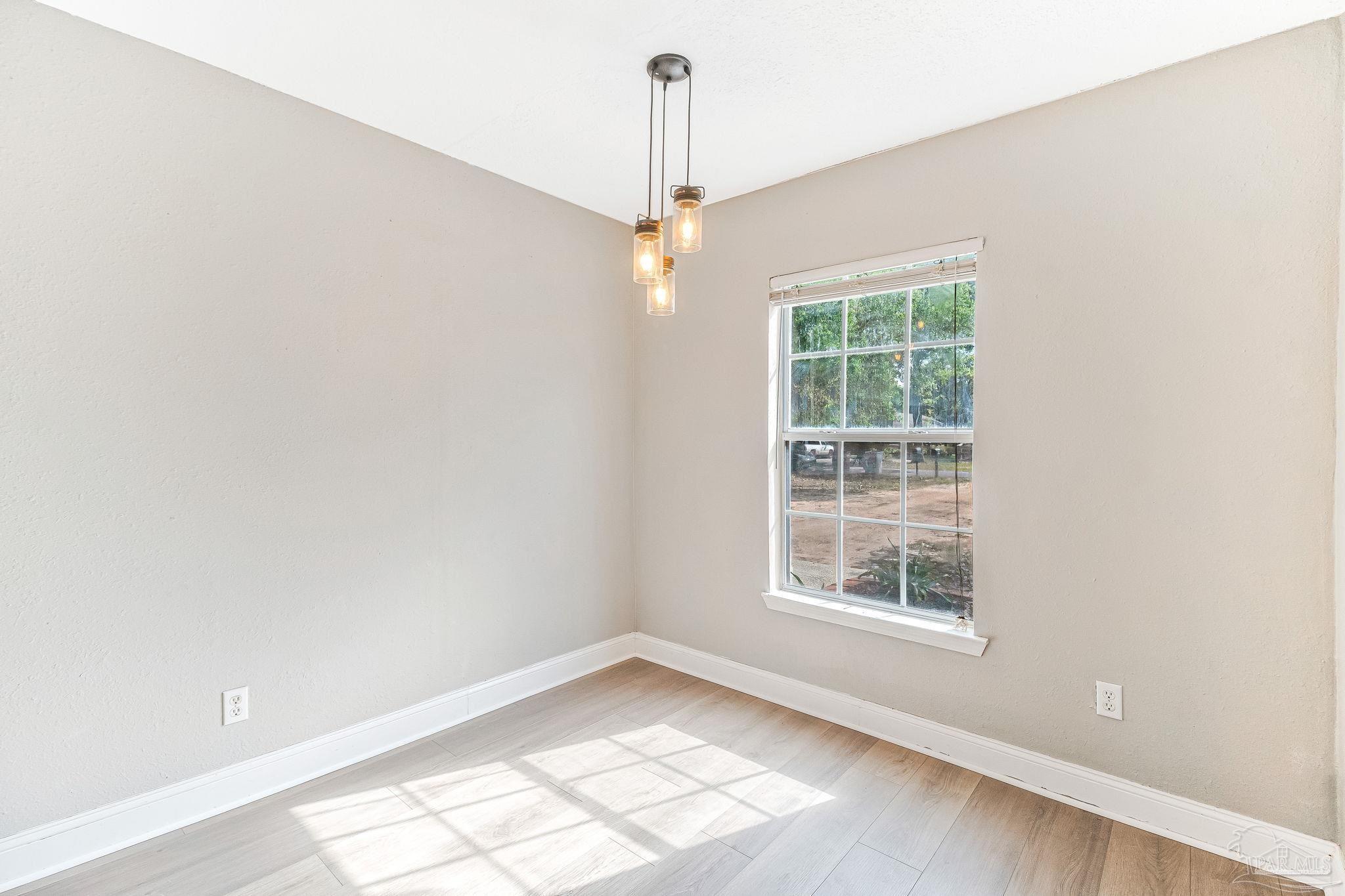 4285 Lindsey Lane Pace, FL 32571 - Photo 18 of 51