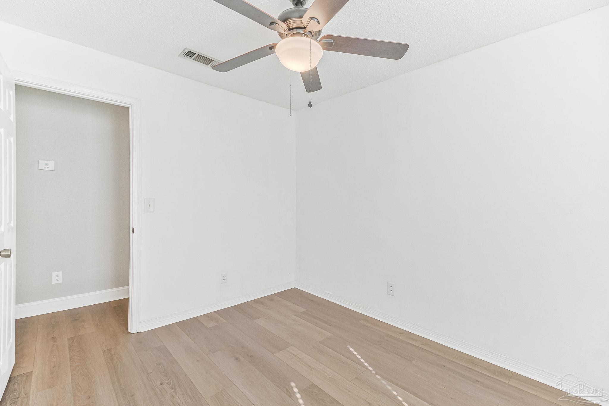 4285 Lindsey Lane Pace, FL 32571 - Photo 7 of 51