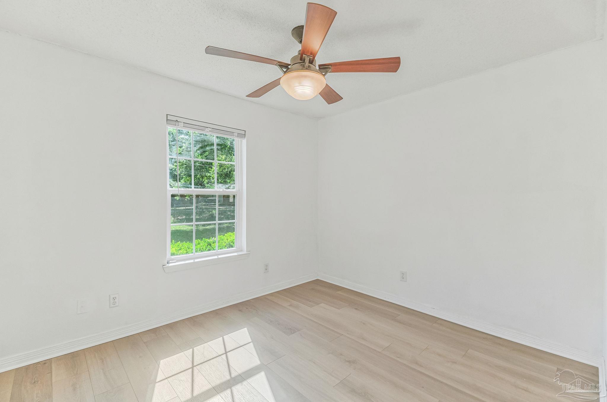 4285 Lindsey Lane Pace, FL 32571 - Photo 8 of 51