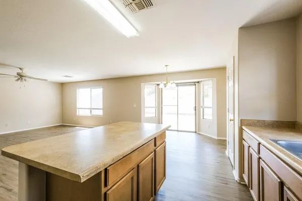$2,295 | 4310 North 124th Avenue, Avondale, AZ 85392