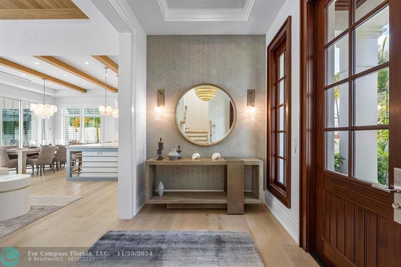 1122 Miramar Drive Delray Beach, FL 33483 - Photo 4 of 44 a view of living room and front door