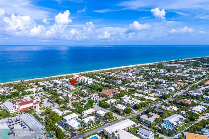 1122 Miramar Drive Delray Beach, FL 33483 - Photo 43 of 44 a view of city and ocean