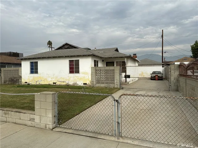 a view of a terrace with yard