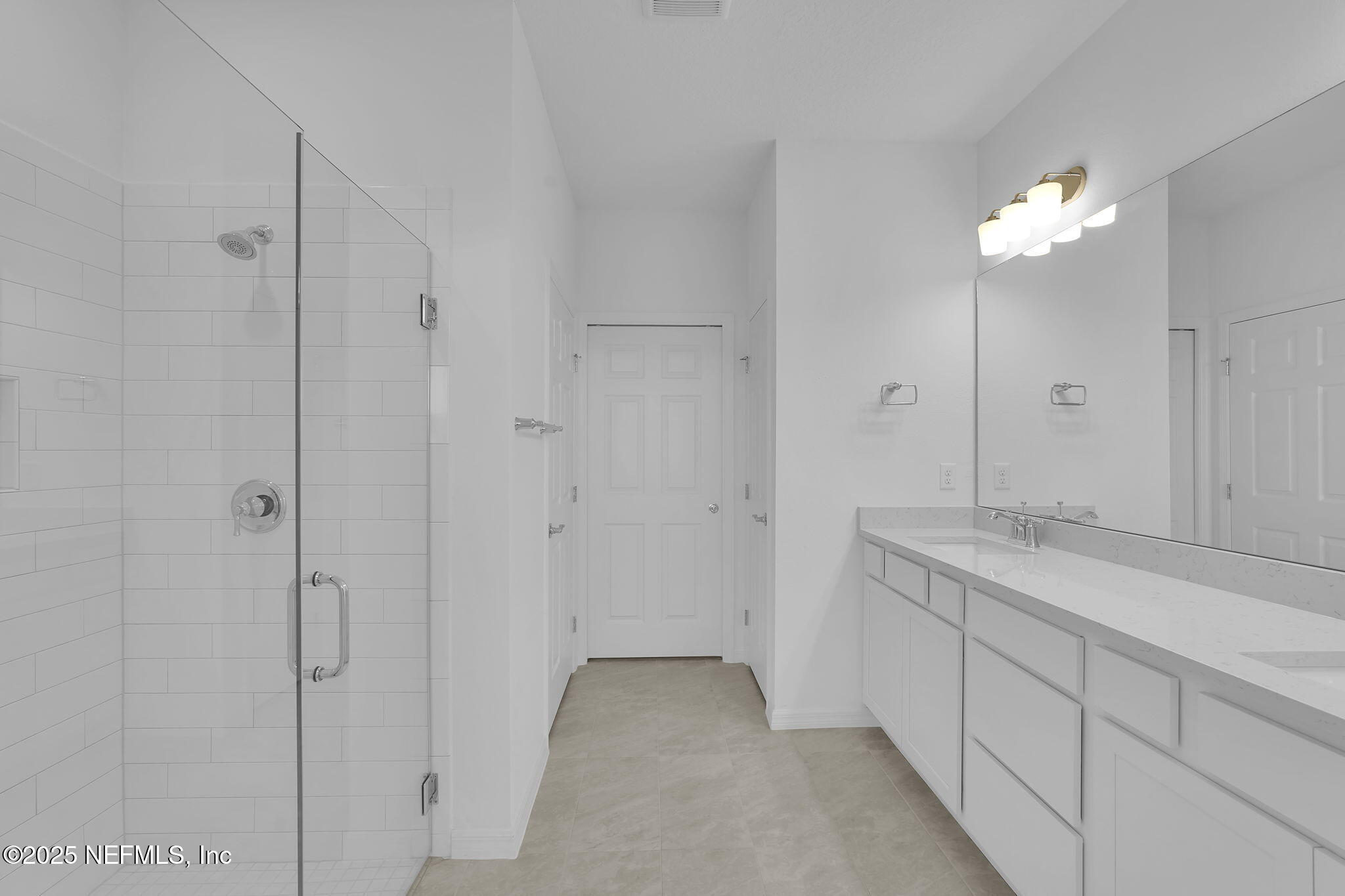 269 Ecliptic Loop Yulee, FL 32097 - Photo 17 of 44 Ellenwood Owner's Bathroom