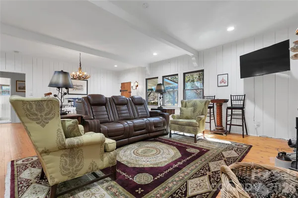 $750,000 | 231 Cedar Lane, Brevard, NC 28712