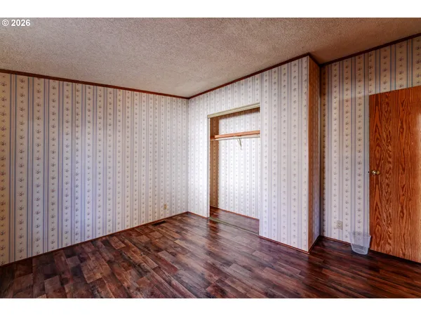 $155,000 | 8434 Heritage Court, Clackamas, OR 97015