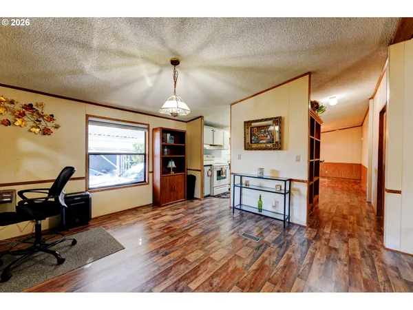 $155,000 | 8434 Heritage Court, Clackamas, OR 97015