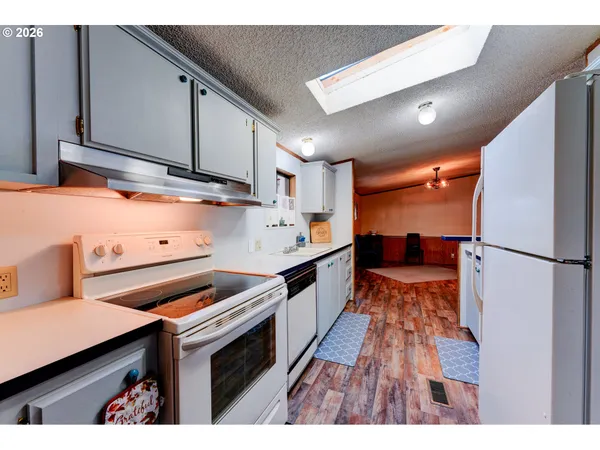 $155,000 | 8434 Heritage Court, Clackamas, OR 97015