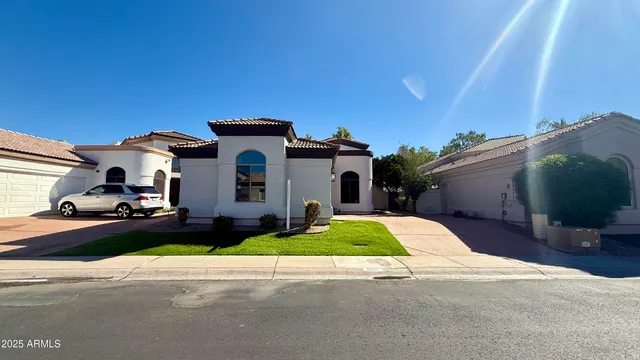 a house view with a outdoor space