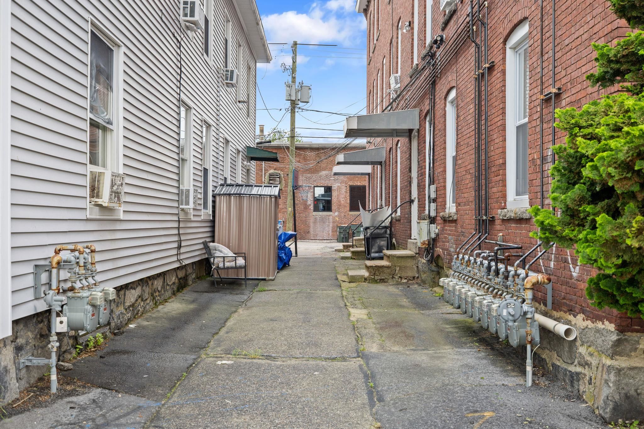 66 Orange Street Manchester, NH 03104 - Photo 8 of 23