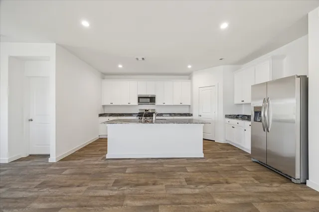 $2,600 | 4415 Russet Elm Lane, Rosenberg, TX 77469