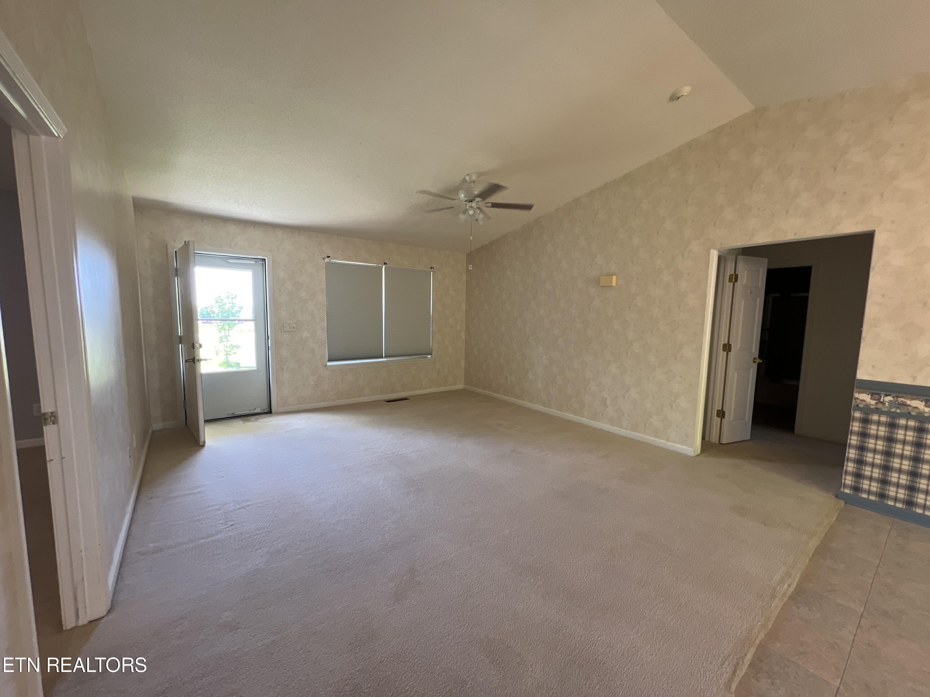 1252 Cook Road Crossville, TN 38555 - Photo 23 of 43 image