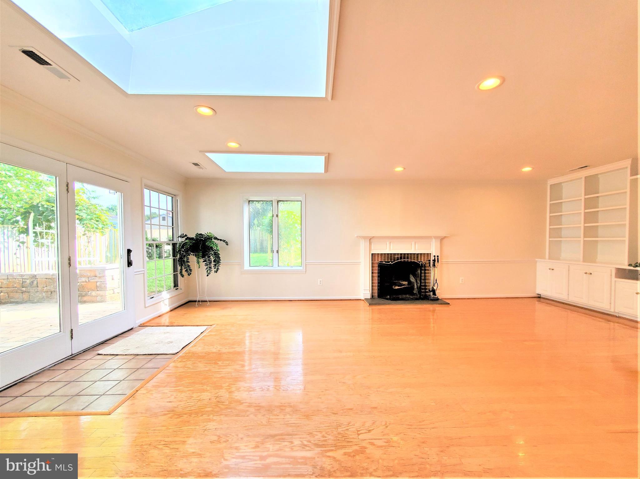 12713 Builders Road Herndon, VA 20170 - Photo 10 of 41 Gallery Image 10
