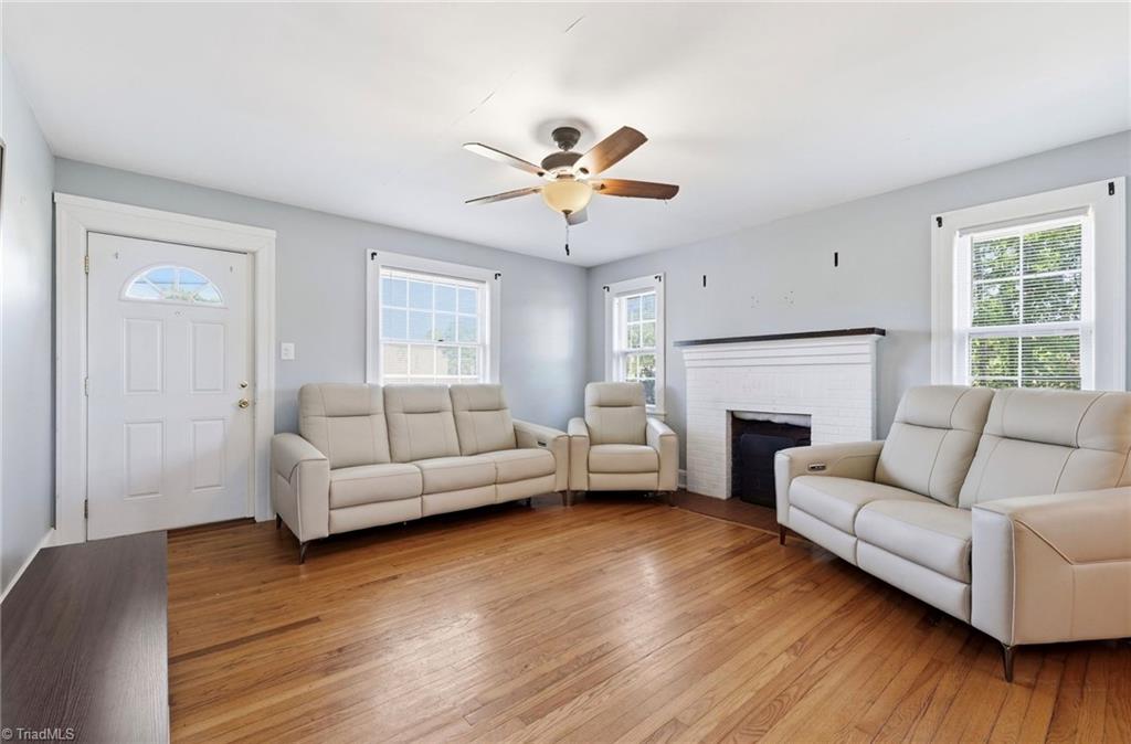 3221 Settle Bridge Road Stoneville, NC 27048 - Photo 5 of 32