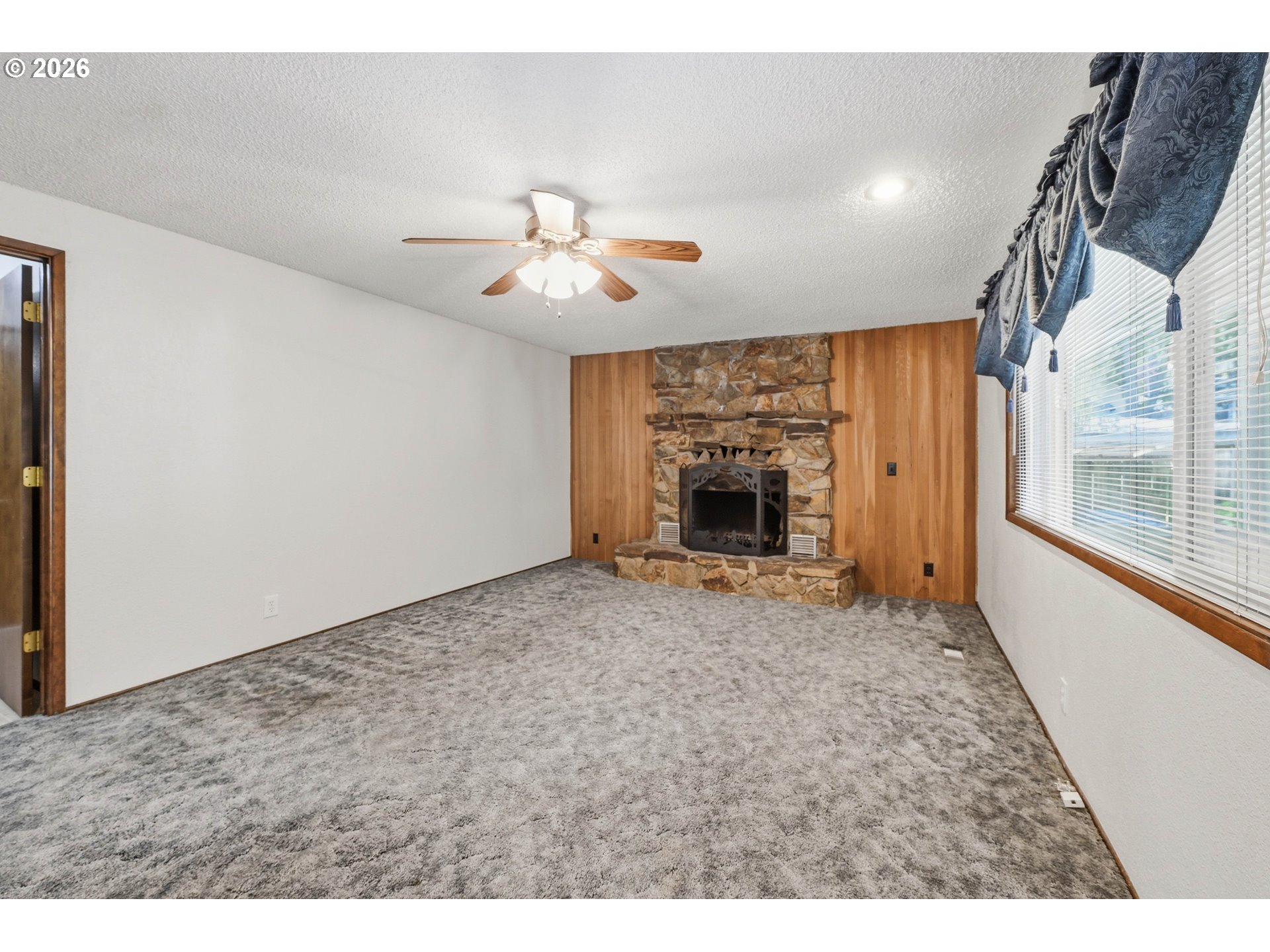 488 Cascade Drive Springfield, OR 97478 - Photo 17 of 48