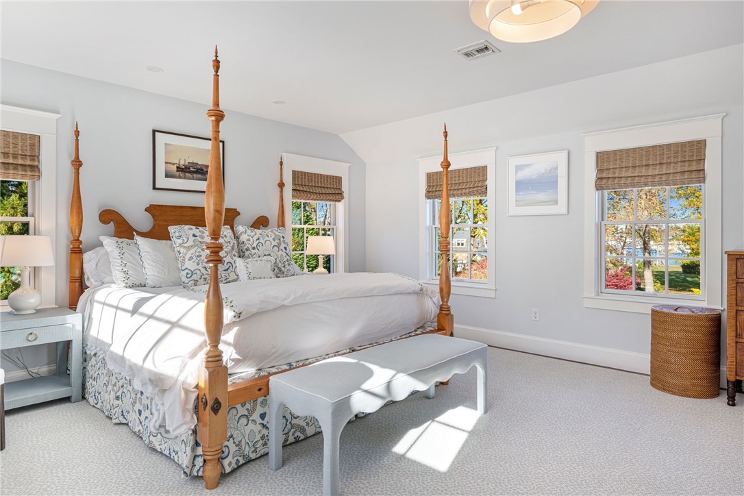 7 Harbour Road Barrington, RI 02806 - Photo 12 of 14
