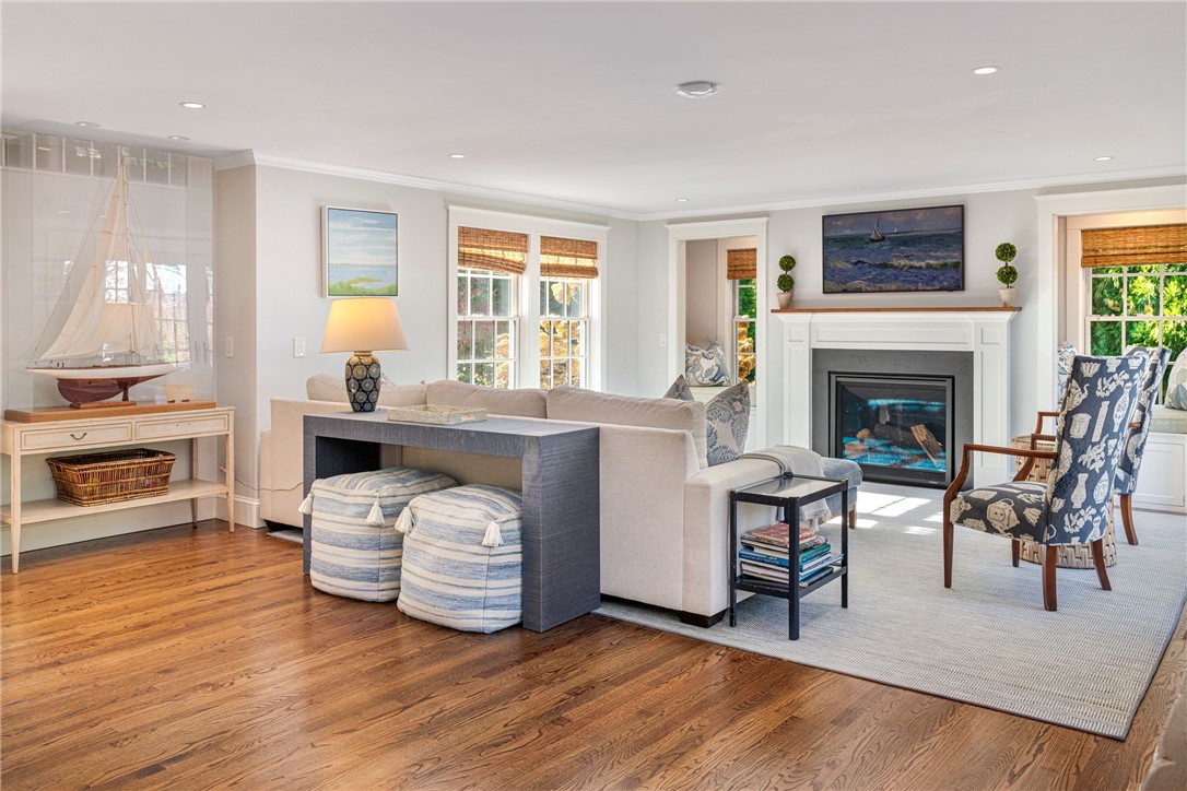7 Harbour Road Barrington, RI 02806 - Photo 10 of 14