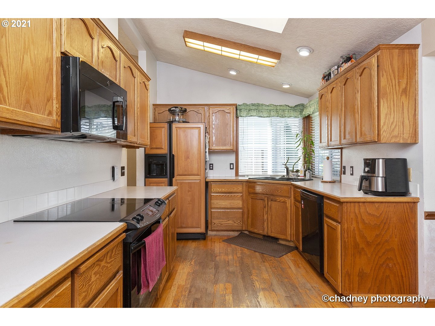 188 Barker Road Oregon City, OR 97045 - Photo 8 of 21 Gallery Image 8