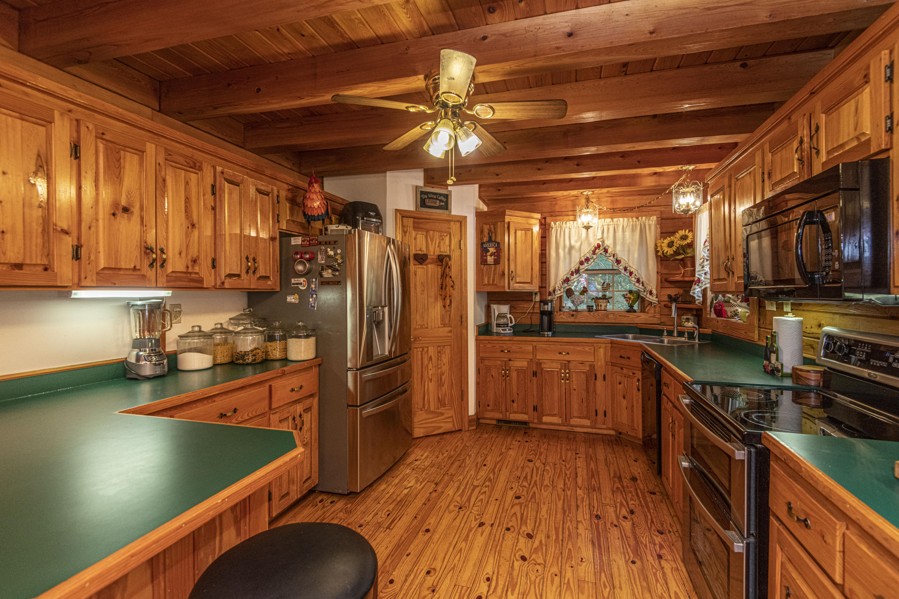 7514 Jacksonboro Road Round O, SC 29474 - Photo 18 of 59 kitchen
