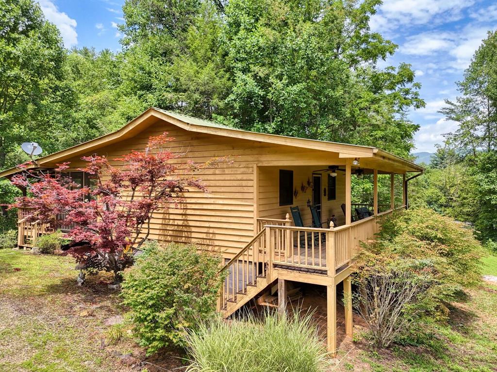 1625 Taylor Road Hiawassee, GA 30546 - Photo 1 of 36 Main View