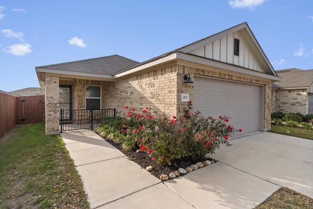$310,000 | 213 Wild Spur Lane, Liberty Hill, TX 78642