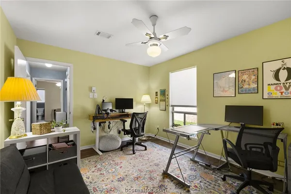 $260,000 | 3204 Heatherwood Drive, Bryan, TX 77801