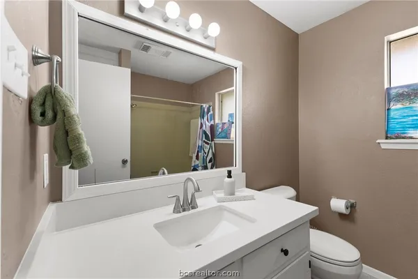 $260,000 | 3204 Heatherwood Drive, Bryan, TX 77801